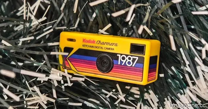 Ho comprato la fotocamera a chiave virale della Kodak, e le foto brutte fanno parte del suo fascino.