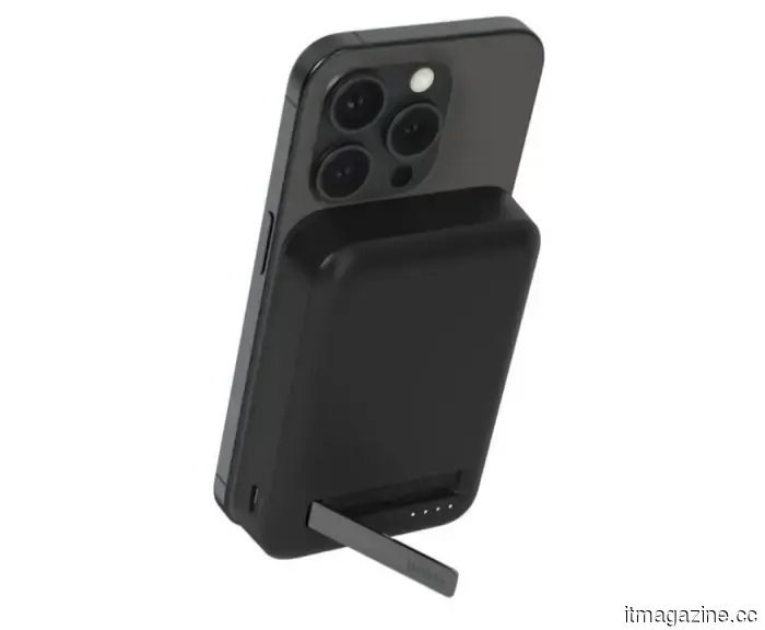 Graduation Gift Guide 2026: Best Portable Chargers for Recent Graduates