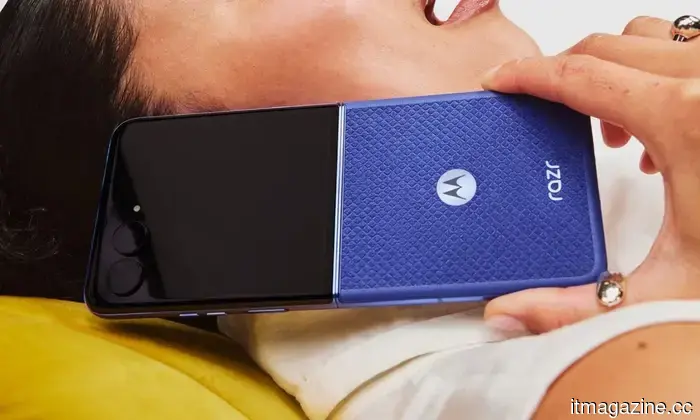 The Razr Ultra 2026 embodies everything a flip phone ought to be, but I refuse to spend $1,500 on it.