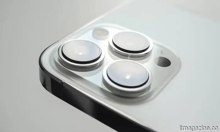 A leak regarding the iPhone 18 Pro suggests a visually appealing color option that is already available on the Kindle.