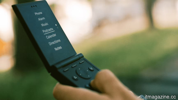 Light Flip: the $299 anti-AI flip phone that doesn't have a touchscreen.