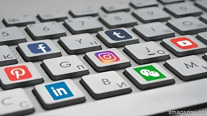 Австралия заявляет, что Meta, TikTok и YouTube не соблюдают запрет на социальные сети для детей