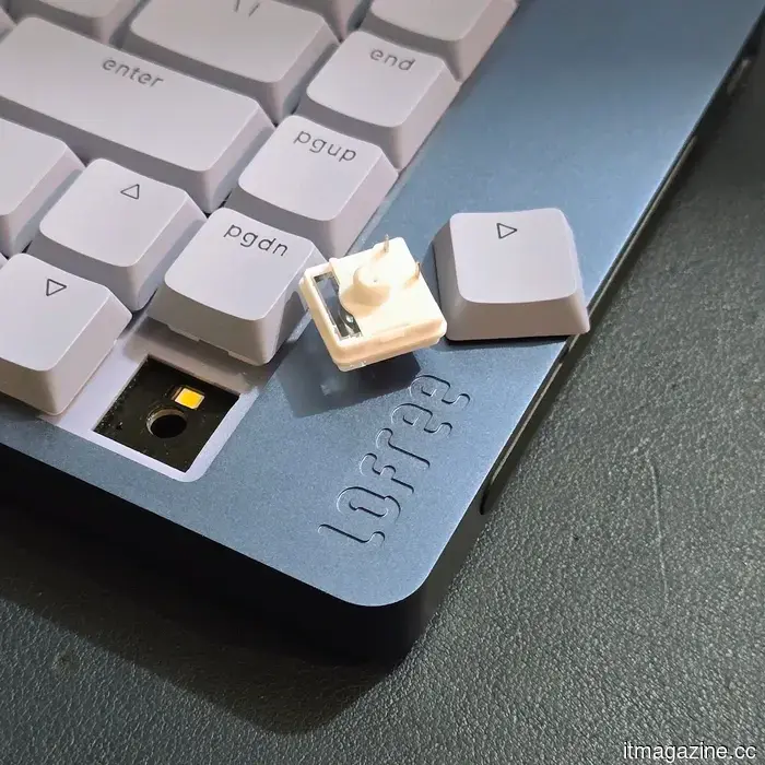Lofree Flow 2 review: This keyboard made me feel like I typed more quickly, but it also challenged my patience.