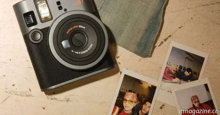 La nuova Instax mini 41 di Fujifilm offre più divertimento di stampa istantanea