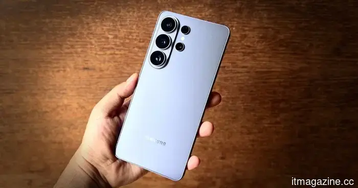 Samsung potrebbe aver appena annullato un attesissimo aggiornamento della fotocamera del Galaxy S27