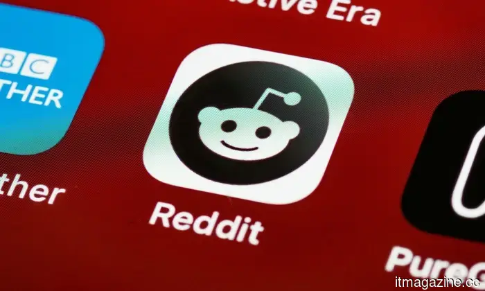 Reddit aims to verify whether you're utilizing the Face ID camera on your iPhone.