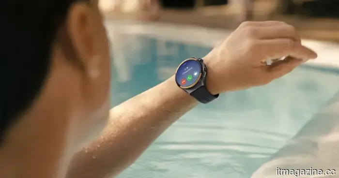 Huawei's high-end smartwatch collection has become significantly more luxurious thanks to an all-ceramic design combined with 18K gold details.