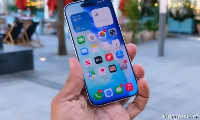 iFixit’s new AI assistant simplifies the process of handling DIY repairs.
