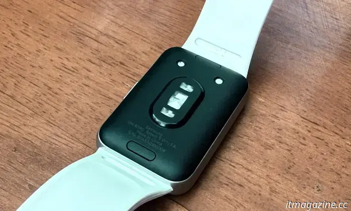 Samsung Galaxy Fit 3 recensione: un elegante affare per i principianti indossabili
