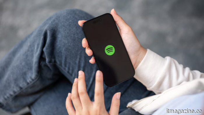 Spotify is introducing editor-hosted videos for New Music Friday, allowing you to get to know the individuals responsible for the playlist.
