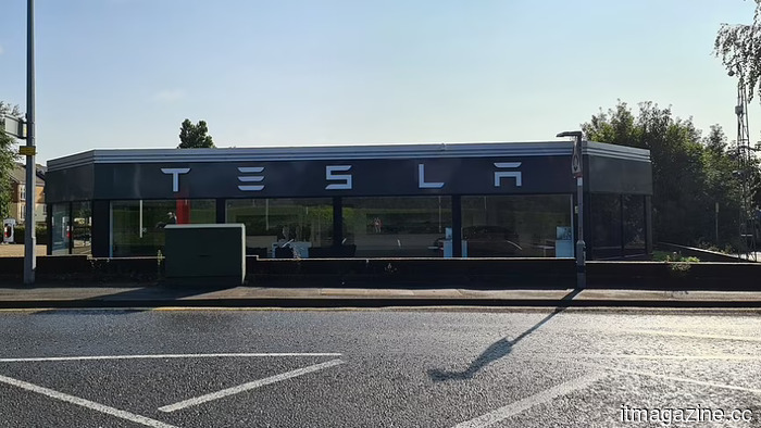 The National Transportation Safety Board (NTSB) has determined that the driver who collided with a Texas residence while driving a Tesla at 70 mph had fully depressed the accelerator.