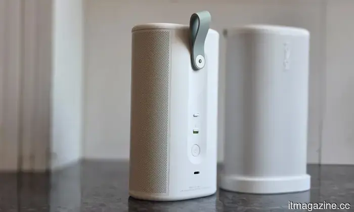 Sonos Play review: An ideal portable speaker that I can't resist using.