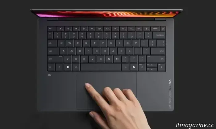 Lenovo y Motorola presentan a Qira, un asistente de IA que quiere hacerlo todo.