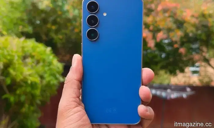 Galaxy S26 FE might utilize an older chip, as initial tests indicate a significant performance disparity.