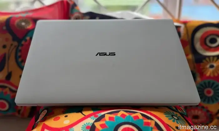 Asus ExpertBook Ultra review: An impressively sleek device that amazed me with its sheer power.