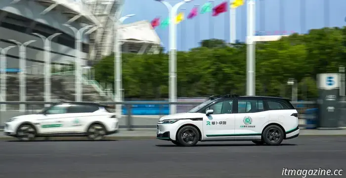 La apuesta de Baidu por el robotaxi se intensifica con un acuerdo con Uber y servicio de alquiler