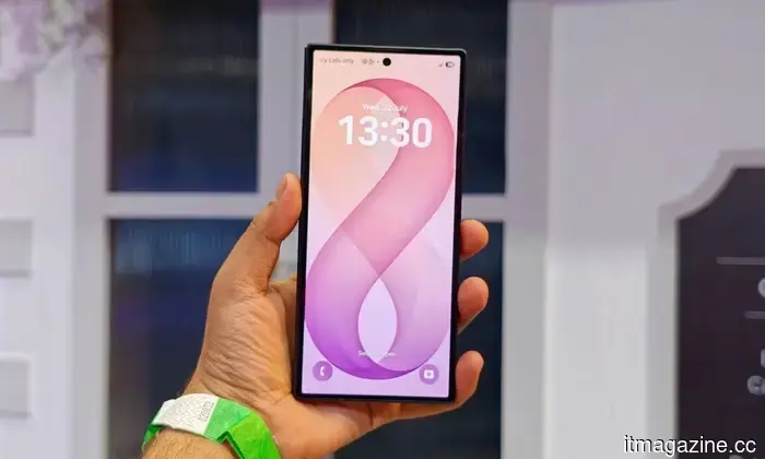 Pixel 11 Pro Fold vs. Galaxy Z Fold 8 Ultra: Google juega a lo seguro, Samsung va con todo