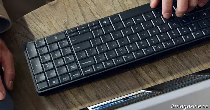 HP's latest keyboard PC aims to take the place of your traditional desktop configuration.