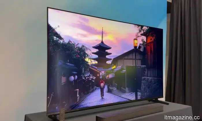 Sony's True RGB technology strives to combine the advantages of both OLED and Mini LED.