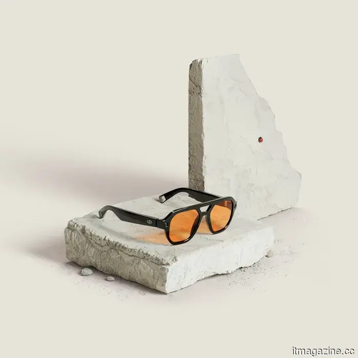 L’Atitude 52°N Smart Glasses That Subtly Integrate Technology