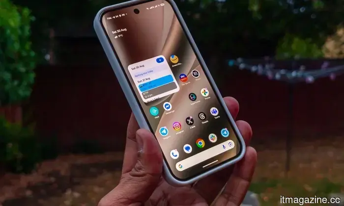 Il capo di Android boccia un copia e incolla di Liquid Glass sui Pixel, ed è un sollievo.