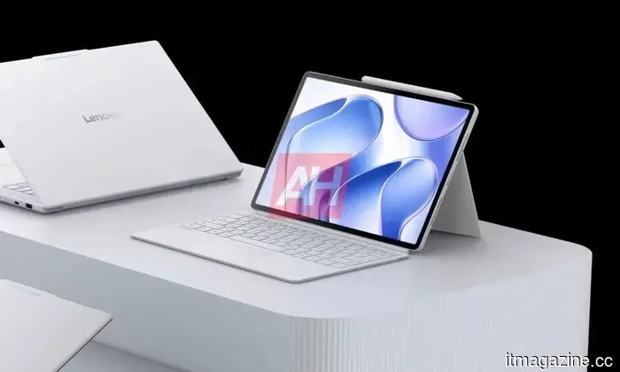 La linea Googlebook di Lenovo potrebbe includere due laptop, un tablet 2-in-1 e un mouse AI.