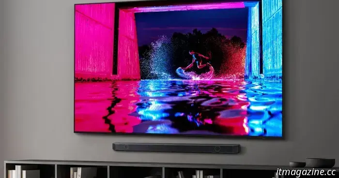 L'enorme TV OLED Samsung S90D da 77 pollici ha un taglio di prezzo di $1.700