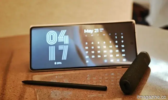 Motorola Razr Fold review: The unexpected foldable I didn't anticipate.