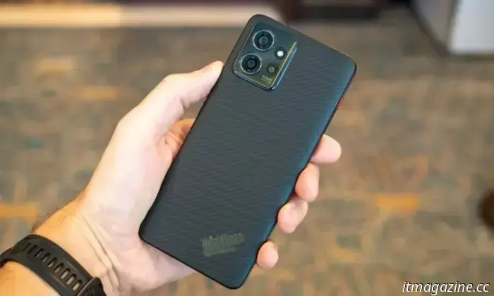 TCL introduces four additional smartphones to its TCL 60 series.