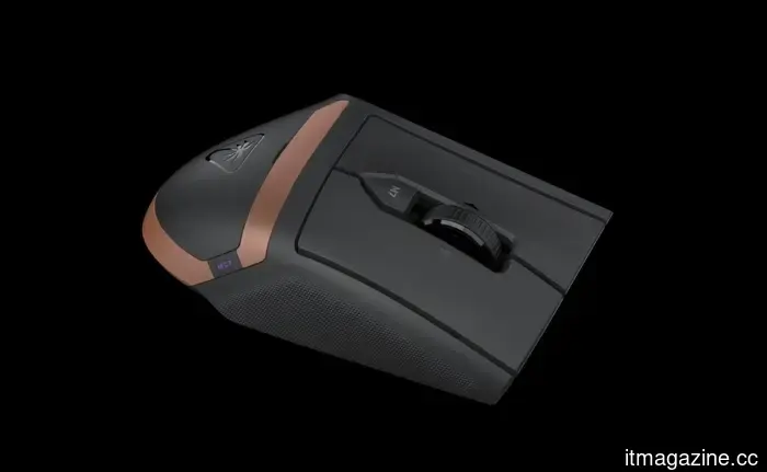 Turtle Beach has included a controls display on its Command Series MC7 gaming mouse.