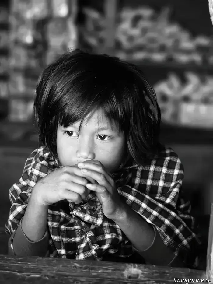 Ho recensito il OnePlus 15 e non voglio separarmene.