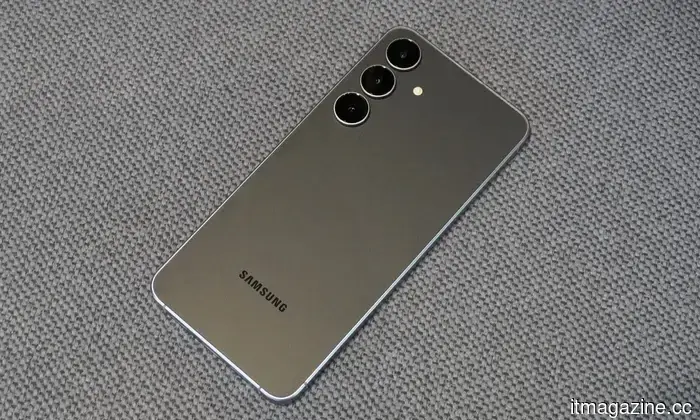La batteria del Galaxy S26 FE è ormai quasi confermata, ed è deludente.