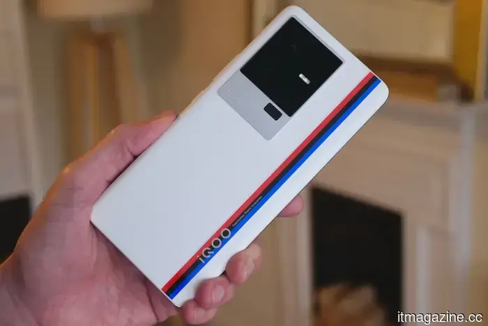 Next in line are smartphones featuring a 185Hz display, but once more, the US will be left out.