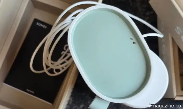 Sonos Play review: An ideal portable speaker that I can't resist using.