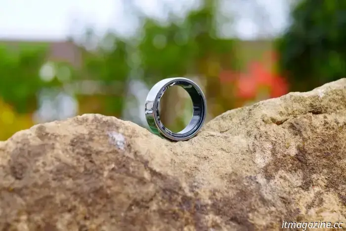 Noise Luna Ring review: An all-inclusive health tracker, with one major drawback.