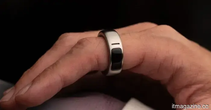 The OASIS Smart ring conceals a trackpad that enables you to control your computer with whispers.