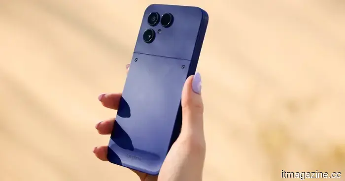 The phone that you can truly fix by yourself is finally arriving in the US.