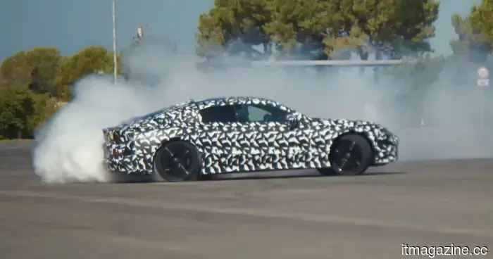Mercedes-Benz esalta la prossima AMG.EA come un'auto elettrica che vale la pena aspettare.