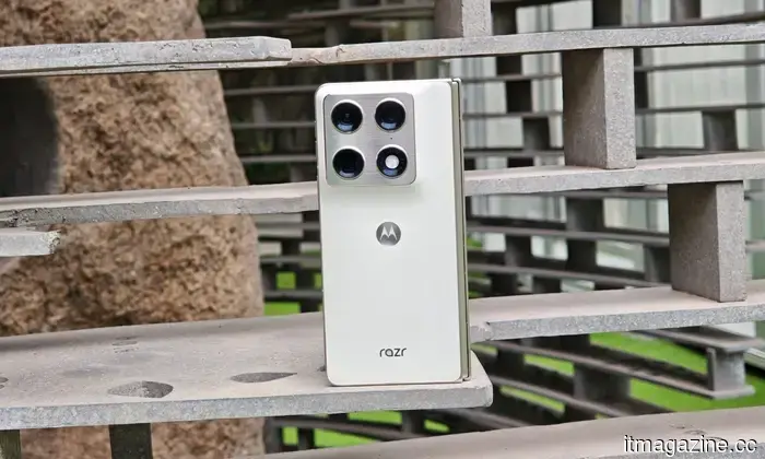 Motorola Razr Fold review: The unexpected foldable I didn't anticipate.