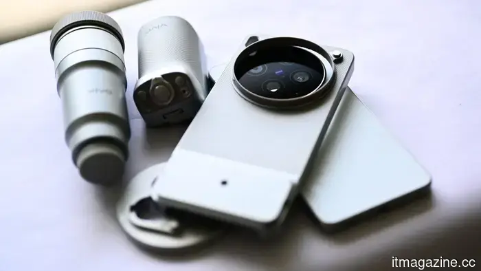 I kit zoom sui smartphone sono fantastici. Dopo aver utilizzato il Vivo X300 Ultra, non penso che siano per tutti.