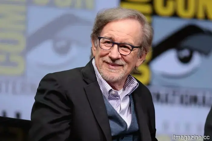 Steven Spielberg entra nel trailer finale di Disclosure Day per dirti che gli alieni sono reali