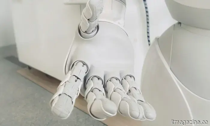 Robots can now ‘perceive’ touch due to an innovative color-changing tactile sensor.