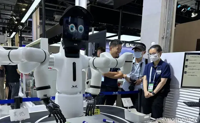 From vintage streets and robot manufacturing to robot boxing, WAIC 2025 showcases the newest advancements in robotics technology from China.