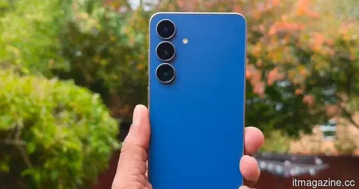 The Galaxy S26 Plus might resemble its predecessor more than you anticipate.