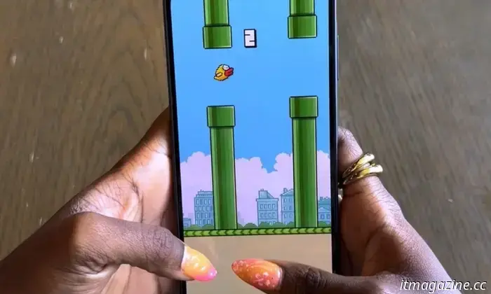 Do you remember Flappy Bird? It has returned as an exclusive for Android.