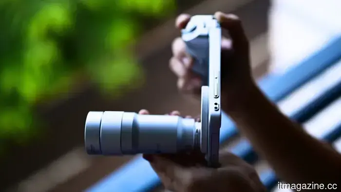 I kit zoom sui smartphone sono fantastici. Dopo aver utilizzato il Vivo X300 Ultra, non penso che siano per tutti.