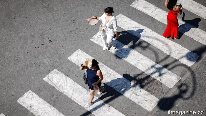 As a severe heatwave affects Europe, Rome relies on a bracelet to monitor its elderly population.