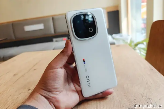 Next in line are smartphones featuring a 185Hz display, but once more, the US will be left out.