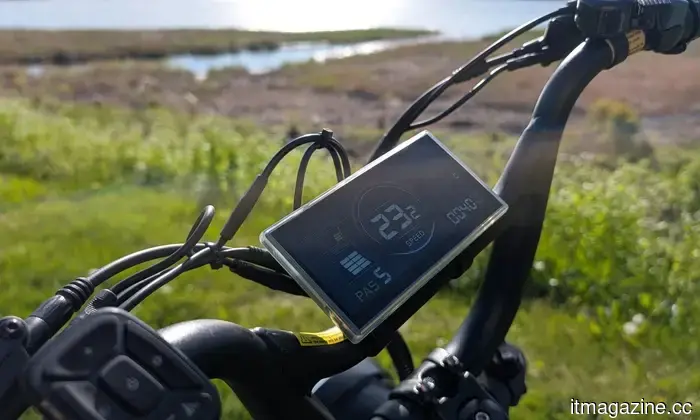 Gotrax Mustang electric bike evaluation: Sleek, comfortable, and surprisingly functional.