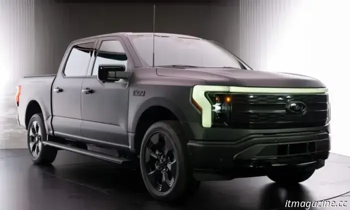 Сэкономьте 120 долларов на 3-канальном видеорегистраторе с передней, салонной и задней камерами.